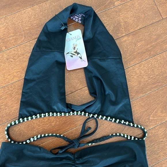 Oceanus black halter top and cheeky bikini bottom in black size large NEW. - Picture 4 of 11